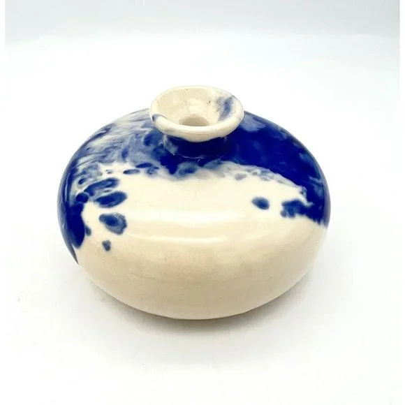 Art Pottery Bud Vase Oil Lamp Weed Pot Blue White Artist Signed R A Ceramic - Picture 5 of 8